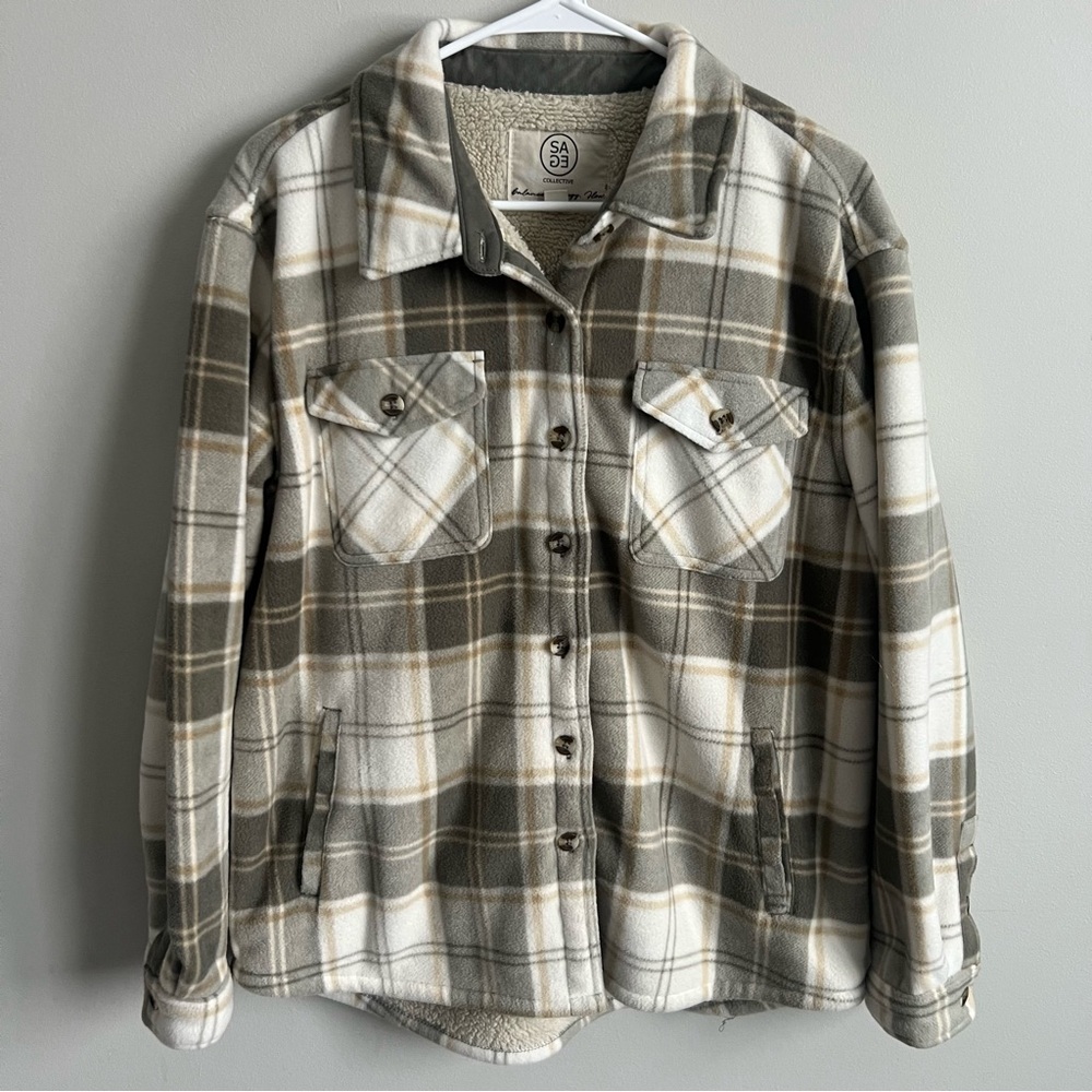 Plaid Fleece Button-Up Women's Jacket